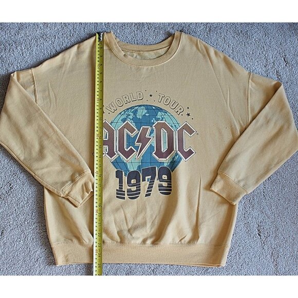 AC/DC World Tour 1979 Sweatshirt, Oversize Drop Shoulder Cut, sz S - fits Large - Picture 5 of 7